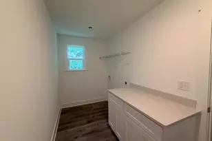 241 Grandview Ave, Valparaiso, FL 32580 - Photo 17