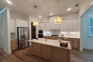 241 Grandview Ave, Valparaiso, FL 32580 - Photo 9