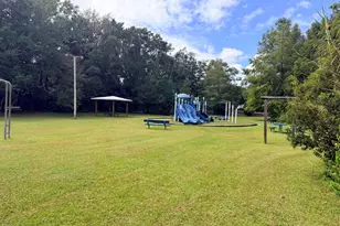 241 Grandview Ave, Valparaiso, FL 32580 - Photo 55