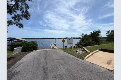 7342 Noah Street, Navarre, FL 32566 - Photo 5