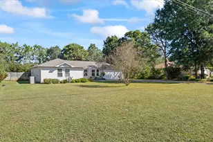 7318 Manatee St, Navarre, FL 32566 - Photo 21