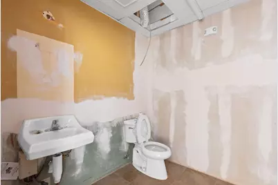 2401 Ruth Hentz Avenue #Suite 100, Panama City, FL 32405 - Photo 9