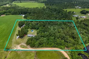 281 S Suttles Dr, Defuniak Springs, FL 32433 - Photo 1