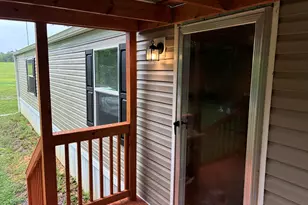 281 S Suttles Dr, Defuniak Springs, FL 32433 - Photo 15