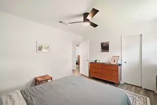 326 NW Leah Miller Dr, Fort Walton Beach, FL 32548 - Photo 23