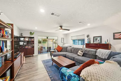 326 NW Leah Miller Drive, Fort Walton Beach, FL 32548 - Photo 9