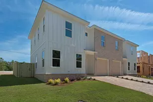 431 Adams Ave, Valparaiso, FL 32580 - Photo 1