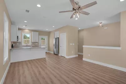 431 Adams Avenue, Valparaiso, FL 32580 - Photo 5