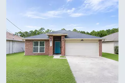 8924 Quail Roost Drive, Navarre, FL 32566 - Photo 1