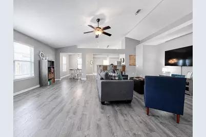 8924 Quail Roost Drive, Navarre, FL 32566 - Photo 3