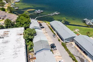 443 Waterway Ln, Fort Walton Beach, FL 32547 - Photo 45