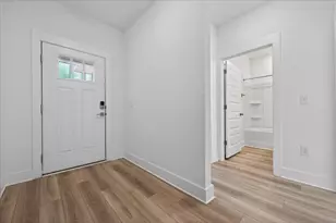 210 Lyla Ln, Crestview, FL 32539 - Photo 5