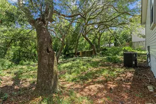 306 Florida St, Niceville, FL 32578 - Photo 33
