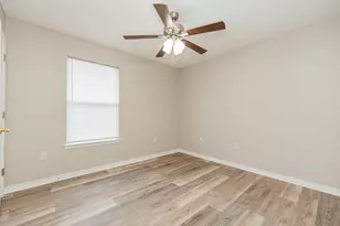 226 Runnymeade Dr, Crestview, FL 32539 - Photo 11