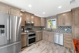 1319 Capri Dr, Panama City, FL 32405 - Photo 5