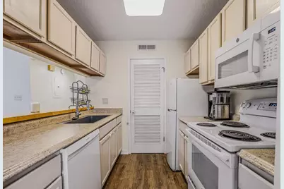 31 SE Park Circle #UNIT 2, Fort Walton Beach, FL 32548 - Photo 13