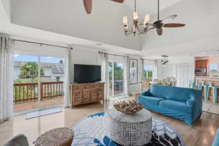 1205 Via De Luna Dr, Pensacola Beach, FL 32561 - Photo 25