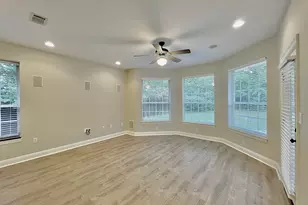 4683 Lovegrass Ln, Crestview, FL 32539 - Photo 15