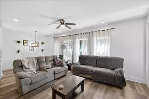 100 SE Carson Dr, Fort Walton Beach, FL 32548 - Photo 15
