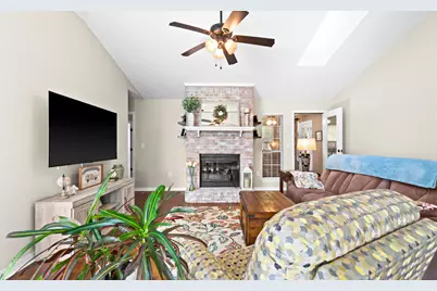 134 Wright Circle, Niceville, FL 32578 - Photo 7