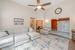 114 Oakcrest Dr, Crestview, FL 32539 - Photo 5