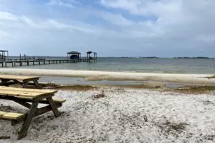 220 Wynnehaven Beach Rd, Mary Esther, FL 32569 - Photo 45