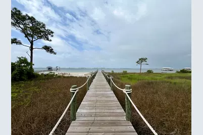 220 Wynnehaven Beach Road, Mary Esther, FL 32569 - Photo 37