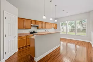5621 N Brook Dr, Crestview, FL 32539 - Photo 11