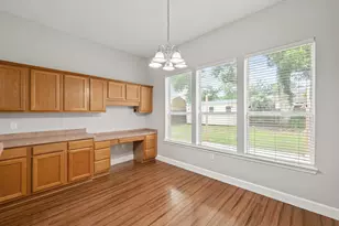 5621 N Brook Dr, Crestview, FL 32539 - Photo 15