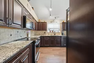 2554 Erwin Fleet Rd, Shalimar, FL 32579 - Photo 17