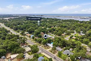 514 E Hollywood Blvd, Mary Esther, FL 32569 - Photo 69