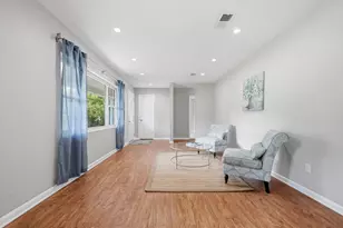 514 E Hollywood Blvd, Mary Esther, FL 32569 - Photo 15