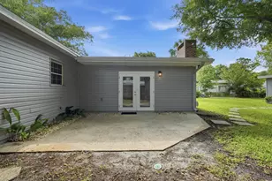 514 E Hollywood Blvd, Mary Esther, FL 32569 - Photo 9