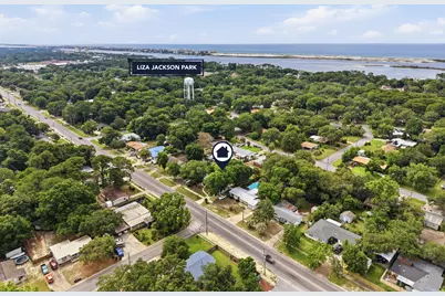 514 E Hollywood Boulevard, Mary Esther, FL 32569 - Photo 65