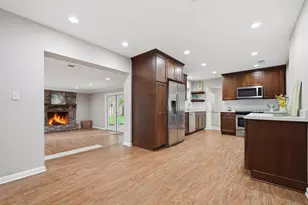 514 E Hollywood Blvd, Mary Esther, FL 32569 - Photo 27