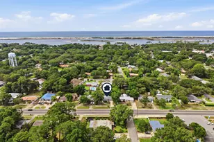 514 E Hollywood Blvd, Mary Esther, FL 32569 - Photo 5