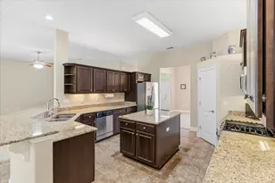 2256 Reed Ridge Ct, Navarre, FL 32566 - Photo 13