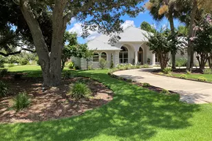 2808 P.G.A Blvd, Navarre, FL 32566 - Photo 1