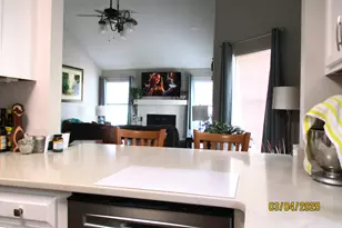 407 NW Adam St, Fort Walton Beach, FL 32548 - Photo 5