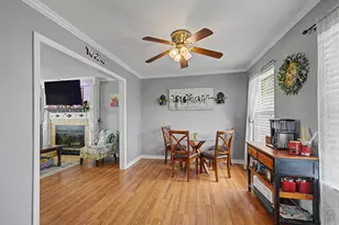 410 Woodland Park Cir, Mary Esther, FL 32569 - Photo 9