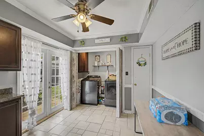 410 Woodland Park Circle, Mary Esther, FL 32569 - Photo 13