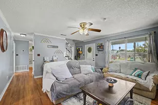 410 Woodland Park Cir, Mary Esther, FL 32569 - Photo 7