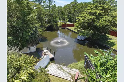 1841 E Smugglers Cove Drive, Gulf Breeze, FL 32563 - Photo 23