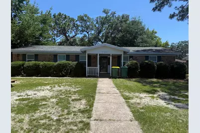 700 Mayflower Avenue, Fort Walton Beach, FL 32547 - Photo 1