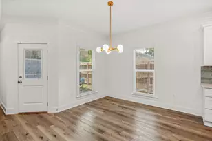 807 A S Cedar Ave, Niceville, FL 32578 - Photo 11