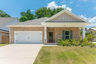 807 A S Cedar Ave, Niceville, FL 32578 - Photo 1