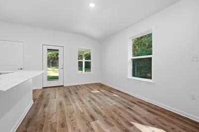 135 Loftin Street, Defuniak Springs, FL 32435 - Photo 11