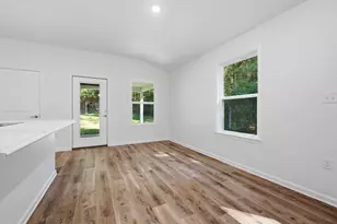 135 Loftin St, Defuniak Springs, FL 32435 - Photo 11