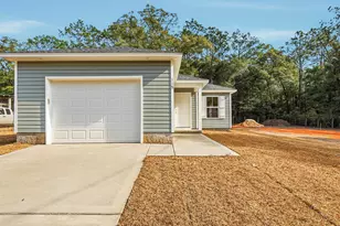 135 Loftin St, Defuniak Springs, FL 32435 - Photo 17