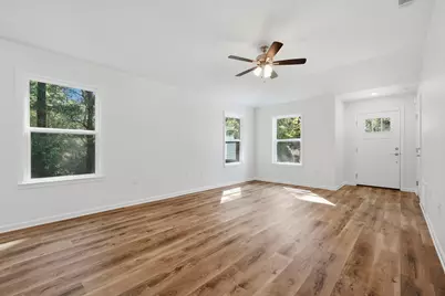 135 Loftin Street, Defuniak Springs, FL 32435 - Photo 15
